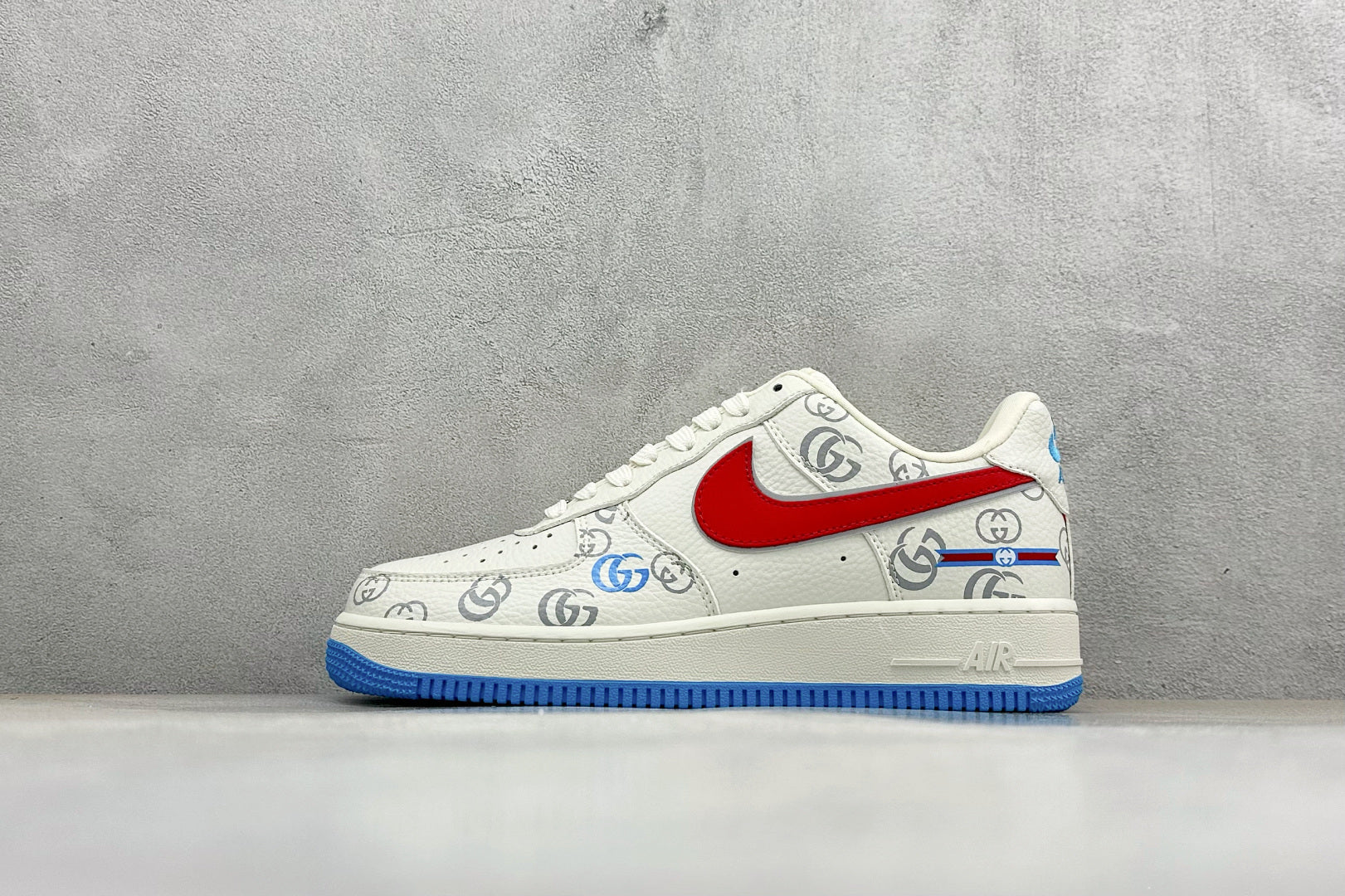 Обувки Nike Air Force 1'07