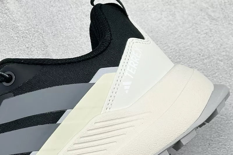 Обувки Adidas Terrex Skychaser Ax5